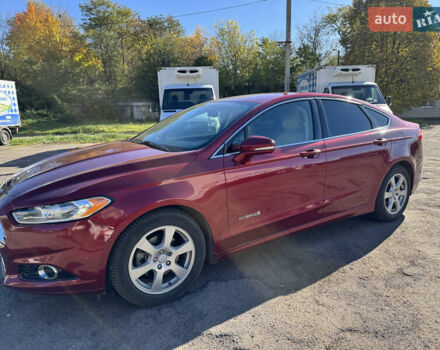 Форд Фьюжн 2013 в Львове на Automoto.ua Красный Форд Фьюжн, объемом двигателя 2 л и пробегом 221 тыс. км за 12500 $, фото 1 на Automoto.ua