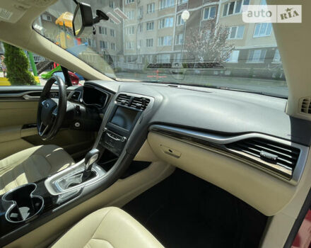 Красный Форд Фьюжн, объемом двигателя 1.5 л и пробегом 132 тыс. км за 8990 $, фото 39 на Automoto.ua