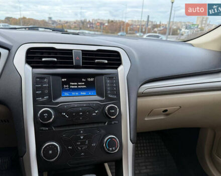 Червоний Форд Фьюжен, об'ємом двигуна 2.49 л та пробігом 220 тис. км за 9800 $, фото 16 на Automoto.ua