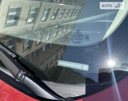 Красный Форд Фьюжн, объемом двигателя 1.5 л и пробегом 132 тыс. км за 8990 $, фото 43 на Automoto.ua