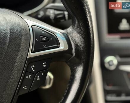 Красный Форд Фьюжн, объемом двигателя 1.6 л и пробегом 156 тыс. км за 8500 $, фото 20 на Automoto.ua