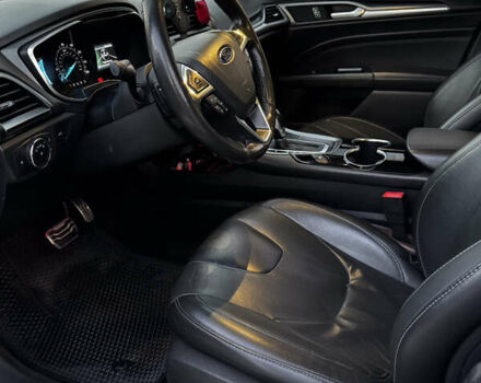 Червоний Форд Фьюжен, об'ємом двигуна 2 л та пробігом 169 тис. км за 10900 $, фото 12 на Automoto.ua