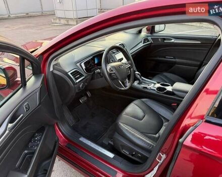 Червоний Форд Фьюжен, об'ємом двигуна 2 л та пробігом 250 тис. км за 12200 $, фото 8 на Automoto.ua