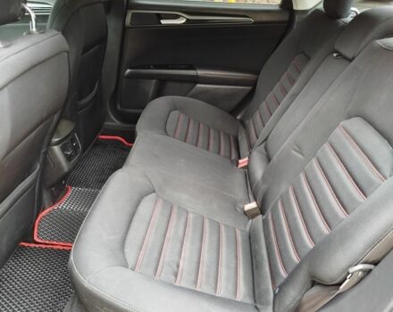 Червоний Форд Фьюжен, об'ємом двигуна 2 л та пробігом 258 тис. км за 11999 $, фото 8 на Automoto.ua