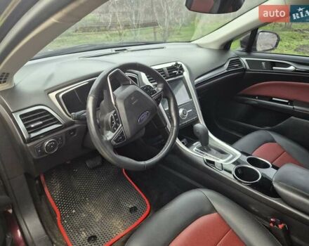 Червоний Форд Фьюжен, об'ємом двигуна 2.5 л та пробігом 230 тис. км за 6000 $, фото 5 на Automoto.ua