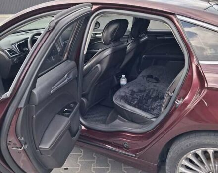 Красный Форд Фьюжн, объемом двигателя 2 л и пробегом 161 тыс. км за 10999 $, фото 9 на Automoto.ua