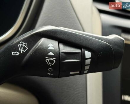 Красный Форд Фьюжн, объемом двигателя 1.6 л и пробегом 156 тыс. км за 8500 $, фото 23 на Automoto.ua