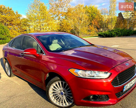 Червоний Форд Фьюжен, об'ємом двигуна 2 л та пробігом 182 тис. км за 10000 $, фото 1 на Automoto.ua