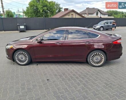 Красный Форд Фьюжн, объемом двигателя 2 л и пробегом 161 тыс. км за 10999 $, фото 7 на Automoto.ua