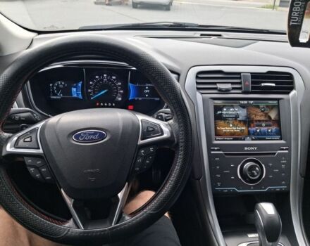 Форд Фьюжн 2013 в Черновцах на Automoto.ua Красный Форд Фьюжн, объемом двигателя 2 л и пробегом 163 тыс. км за 11644 $, фото 14 на Automoto.ua