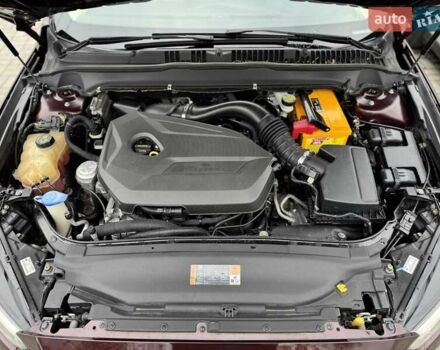 Красный Форд Фьюжн, объемом двигателя 1.6 л и пробегом 156 тыс. км за 8500 $, фото 44 на Automoto.ua