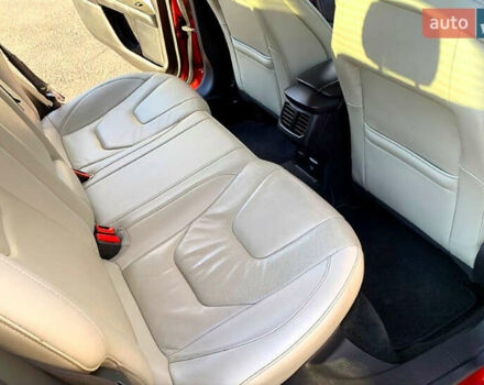 Червоний Форд Фьюжен, об'ємом двигуна 2 л та пробігом 182 тис. км за 10000 $, фото 5 на Automoto.ua