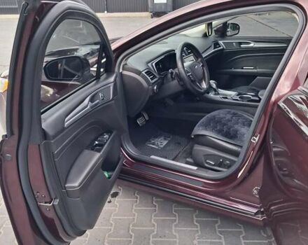 Красный Форд Фьюжн, объемом двигателя 2 л и пробегом 161 тыс. км за 10999 $, фото 8 на Automoto.ua