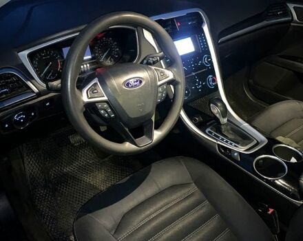 Форд Фьюжен 2013 у Черкасах на Automoto.ua Червоний Форд Фьюжен, об'ємом двигуна 2.5 л та пробігом 251 тис. км за 8500 $, фото 1 на Automoto.ua