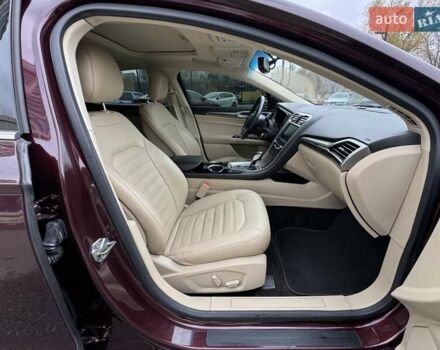 Красный Форд Фьюжн, объемом двигателя 1.6 л и пробегом 156 тыс. км за 8500 $, фото 11 на Automoto.ua