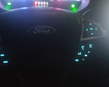 Красный Форд Фьюжн, объемом двигателя 2 л и пробегом 260 тыс. км за 11000 $, фото 1 на Automoto.ua