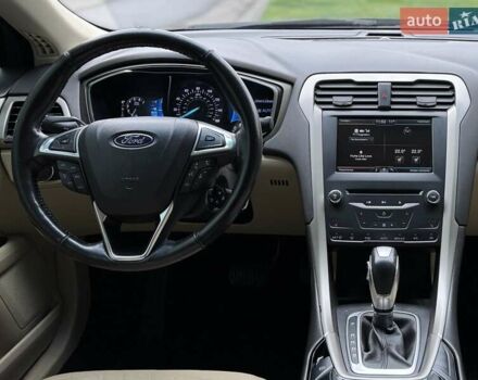 Красный Форд Фьюжн, объемом двигателя 1.6 л и пробегом 156 тыс. км за 8500 $, фото 15 на Automoto.ua
