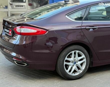 Червоний Форд Фьюжен, об'ємом двигуна 2 л та пробігом 209 тис. км за 8940 $, фото 4 на Automoto.ua
