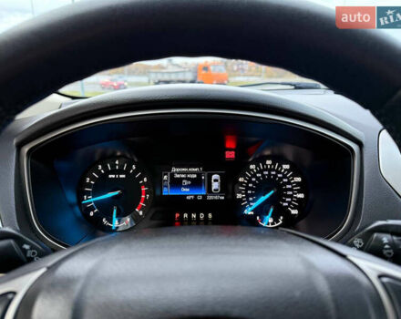 Червоний Форд Фьюжен, об'ємом двигуна 2.49 л та пробігом 220 тис. км за 9800 $, фото 15 на Automoto.ua