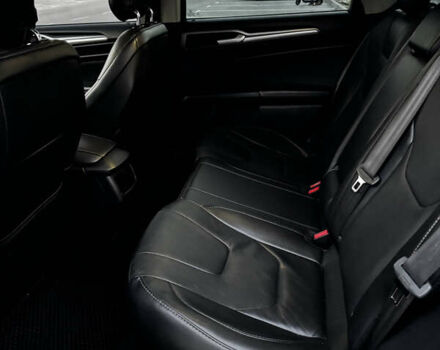 Червоний Форд Фьюжен, об'ємом двигуна 2 л та пробігом 169 тис. км за 10900 $, фото 19 на Automoto.ua