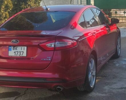 Червоний Форд Фьюжен, об'ємом двигуна 2 л та пробігом 258 тис. км за 11999 $, фото 5 на Automoto.ua