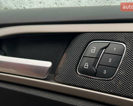 Форд Фьюжен 2013 у Львові на Automoto.ua Червоний Форд Фьюжен, об'ємом двигуна 2 л та пробігом 141 тис. км за 11750 $, фото 17 на Automoto.ua