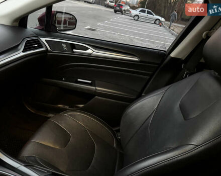 Червоний Форд Фьюжен, об'ємом двигуна 2 л та пробігом 169 тис. км за 10900 $, фото 16 на Automoto.ua