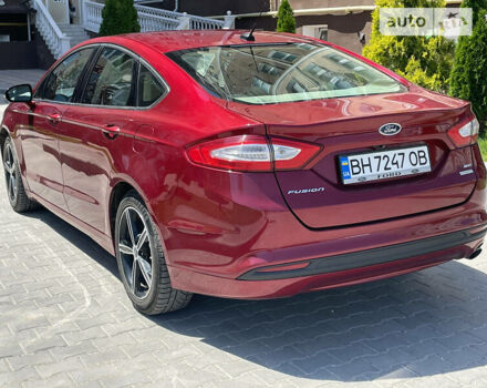 Красный Форд Фьюжн, объемом двигателя 1.5 л и пробегом 132 тыс. км за 8990 $, фото 5 на Automoto.ua