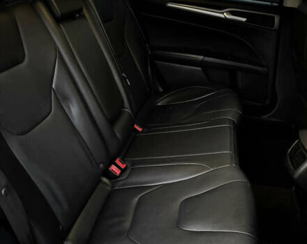 Червоний Форд Фьюжен, об'ємом двигуна 2 л та пробігом 169 тис. км за 10900 $, фото 25 на Automoto.ua