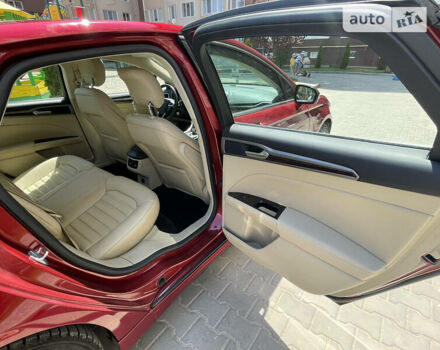 Красный Форд Фьюжн, объемом двигателя 1.5 л и пробегом 132 тыс. км за 8990 $, фото 32 на Automoto.ua