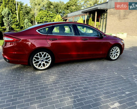 Форд Фьюжн 2014 в Днепре (Днепропетровске) на Automoto.ua Красный Форд Фьюжн, объемом двигателя 2 л и пробегом 211 тыс. км за 10700 $, фото 7 на Automoto.ua