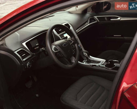 Форд Фьюжн 2014 в Николаеве на Automoto.ua Красный Форд Фьюжн, объемом двигателя 2.49 л и пробегом 151 тыс. км за 9900 $, фото 8 на Automoto.ua