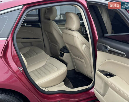 Красный Форд Фьюжн, объемом двигателя 2 л и пробегом 210 тыс. км за 10500 $, фото 35 на Automoto.ua