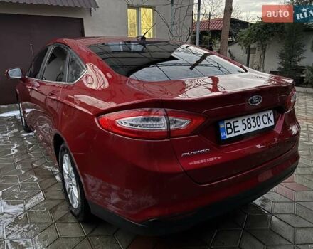 Красный Форд Фьюжн, объемом двигателя 2.49 л и пробегом 86 тыс. км за 10500 $, фото 9 на Automoto.ua