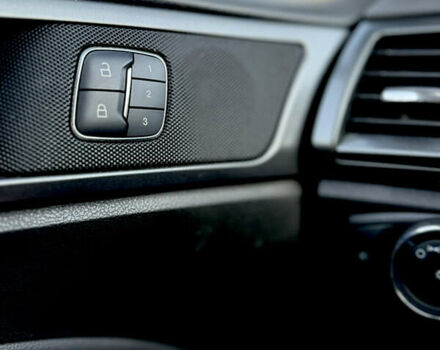 Форд Фьюжн 2014 в Днепре (Днепропетровске) на Automoto.ua Красный Форд Фьюжн, объемом двигателя 2 л и пробегом 211 тыс. км за 10700 $, фото 19 на Automoto.ua