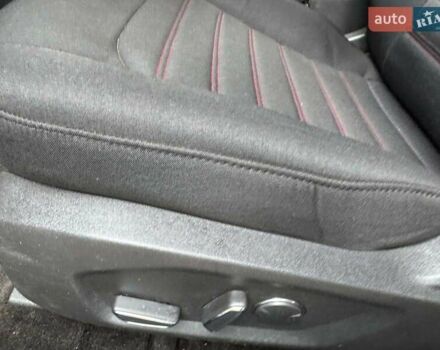 Форд Фьюжн 2014 в Киеве на Automoto.ua Красный Форд Фьюжн, объемом двигателя 2.5 л и пробегом 238 тыс. км за 8990 $, фото 10 на Automoto.ua