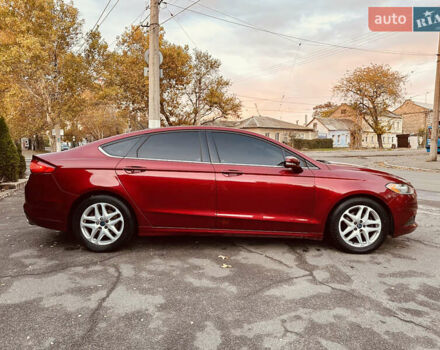 Форд Фьюжн 2014 в Николаеве на Automoto.ua Красный Форд Фьюжн, объемом двигателя 2.49 л и пробегом 151 тыс. км за 9900 $, фото 3 на Automoto.ua