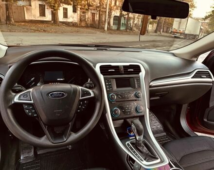 Форд Фьюжн 2014 в Николаеве на Automoto.ua Красный Форд Фьюжн, объемом двигателя 2.5 л и пробегом 151 тыс. км за 9900 $, фото 6 на Automoto.ua