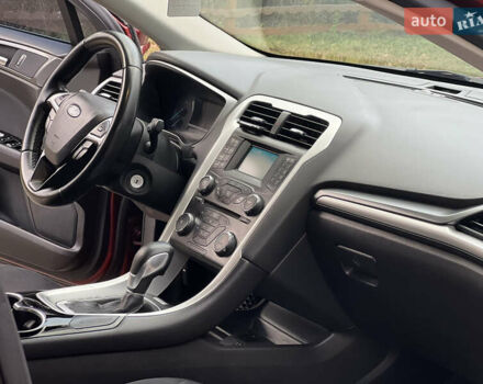 Красный Форд Фьюжн, объемом двигателя 2.52 л и пробегом 233 тыс. км за 9999 $, фото 25 на Automoto.ua