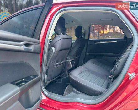 Форд Фьюжн 2014 в Киеве на Automoto.ua Красный Форд Фьюжн, объемом двигателя 2.49 л и пробегом 153 тыс. км за 9500 $, фото 17 на Automoto.ua