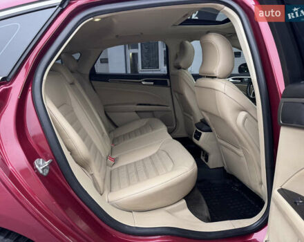 Красный Форд Фьюжн, объемом двигателя 2 л и пробегом 210 тыс. км за 10500 $, фото 36 на Automoto.ua