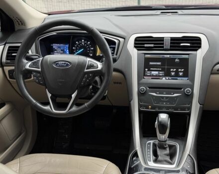 Красный Форд Фьюжн, объемом двигателя 2 л и пробегом 210 тыс. км за 10500 $, фото 13 на Automoto.ua