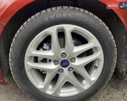 Красный Форд Фьюжн, объемом двигателя 2.52 л и пробегом 233 тыс. км за 9999 $, фото 12 на Automoto.ua