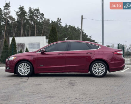 Красный Форд Фьюжн, объемом двигателя 2 л и пробегом 210 тыс. км за 10500 $, фото 6 на Automoto.ua