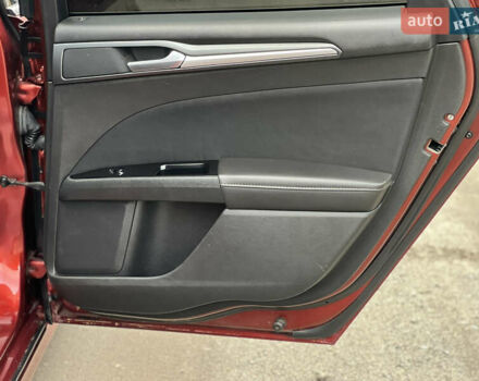 Красный Форд Фьюжн, объемом двигателя 2.52 л и пробегом 233 тыс. км за 9999 $, фото 23 на Automoto.ua