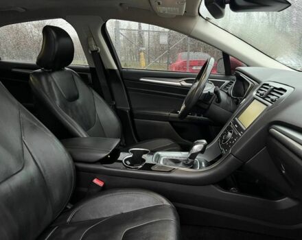 Красный Форд Фьюжн, объемом двигателя 2 л и пробегом 135 тыс. км за 9500 $, фото 17 на Automoto.ua