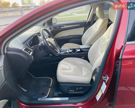 Красный Форд Фьюжн, объемом двигателя 2 л и пробегом 166 тыс. км за 11900 $, фото 10 на Automoto.ua