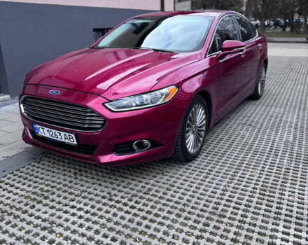 Красный Форд Фьюжн, объемом двигателя 2 л и пробегом 202 тыс. км за 8300 $, фото 3 на Automoto.ua