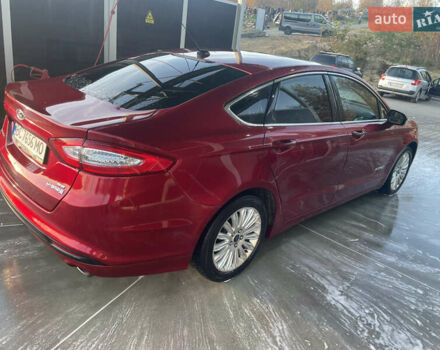 Красный Форд Фьюжн, объемом двигателя 2 л и пробегом 208 тыс. км за 10500 $, фото 3 на Automoto.ua