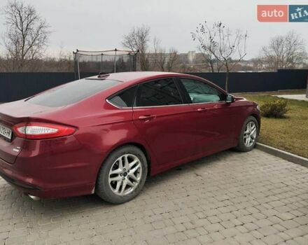 Красный Форд Фьюжн, объемом двигателя 1.5 л и пробегом 200 тыс. км за 8500 $, фото 3 на Automoto.ua